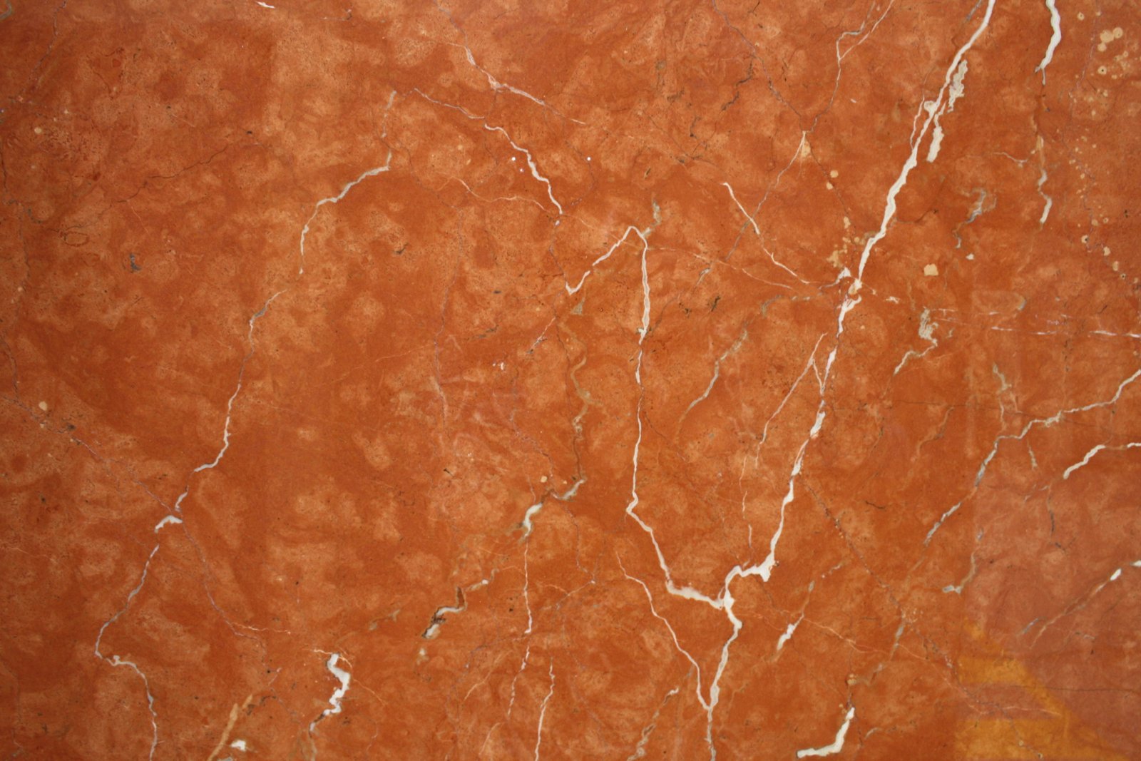 Détail du marbre Rouge Alicante d'Espagne